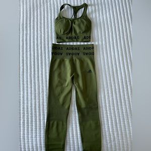 Adidas matching sports bra and leggings set